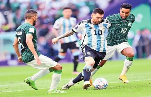 2025 赛季回顾：小格雷罗单季击出 48 支本垒打，助蓝鸟队重回世界大赛舞台